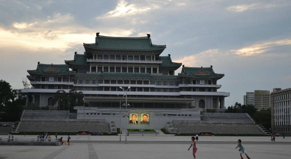 Kim Il-sung Square